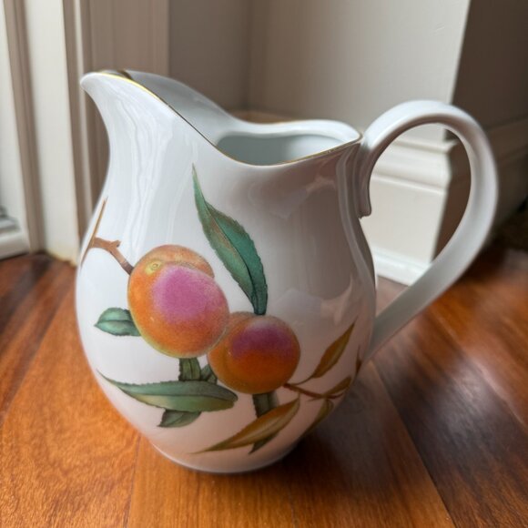 Royal Worcester Evesham Gold Porcelain Pitcher w/ Ice Lip Made in England